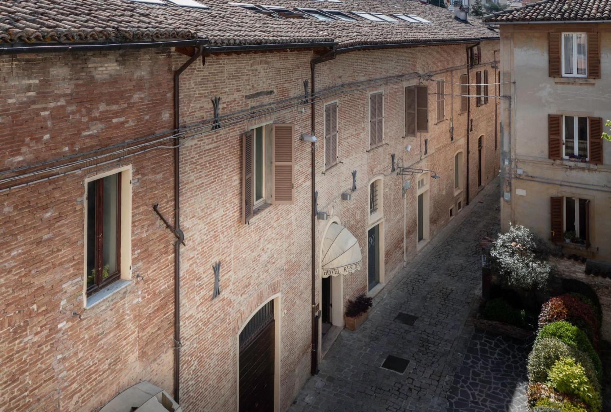 Hotel Residenza La Ceramica Fabriano Exterior foto